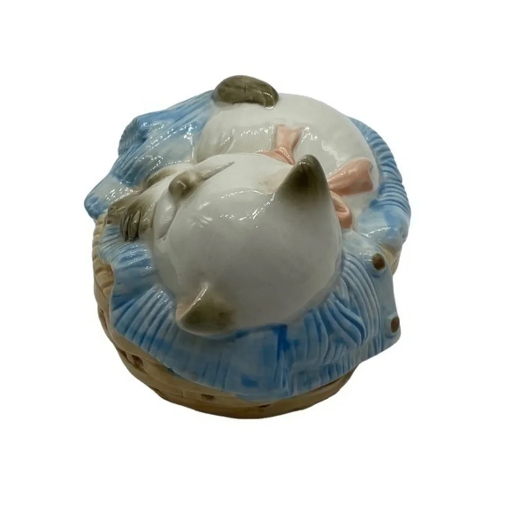 Vintage Avon Cat Napper Pomander Figurine Made in Japan 1983